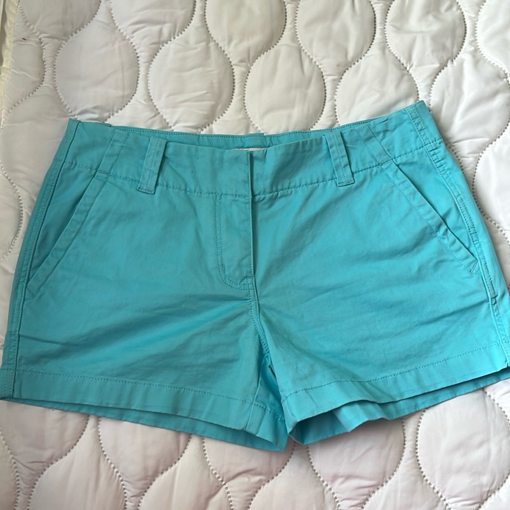 Vineyard Vines shorts